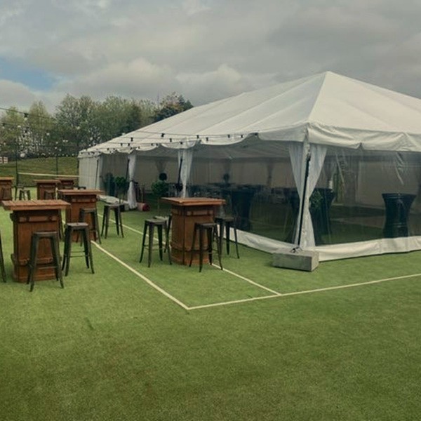 10×20m marquee for a party with 200–300 guests